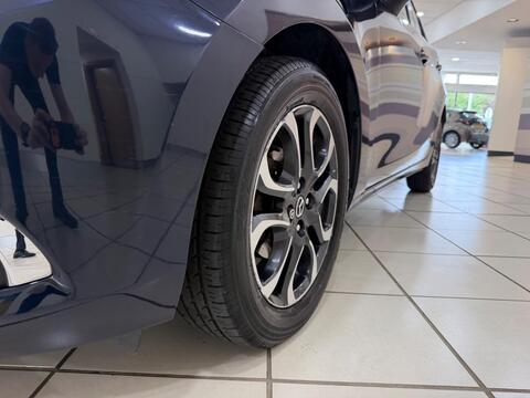 Mazda2