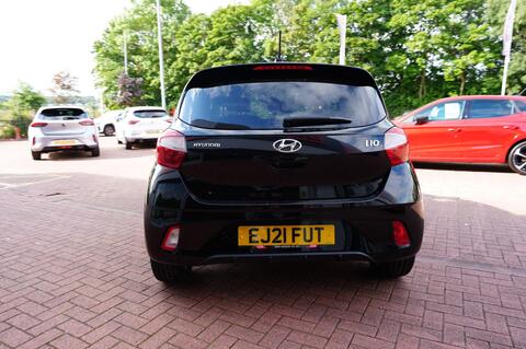 i10
