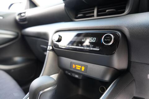 Mazda2 HYBRID