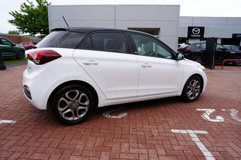 i20
