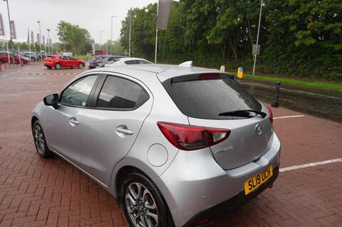 Mazda2