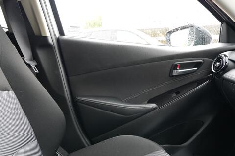 Mazda2