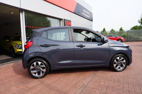 i10