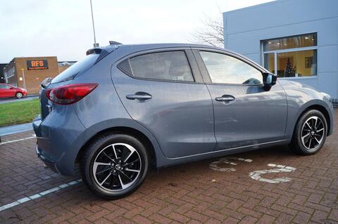 Mazda2
