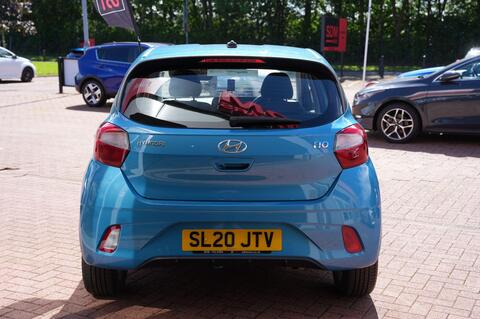 i10