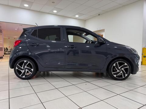 i10