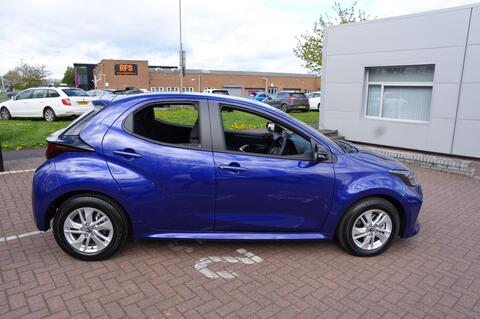 Mazda2 HYBRID