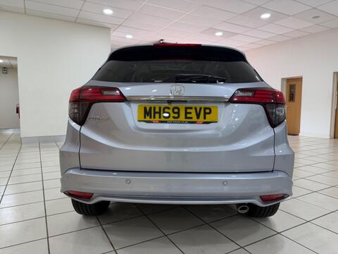 HR-V