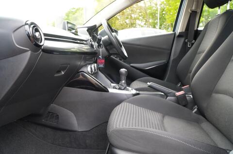 Mazda2
