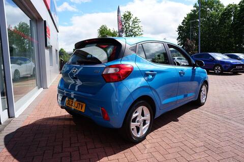 i10