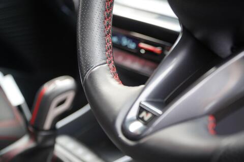 i20