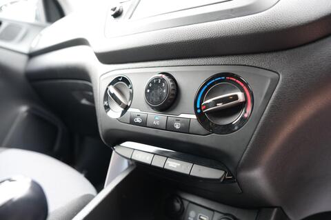 i20