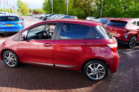Yaris