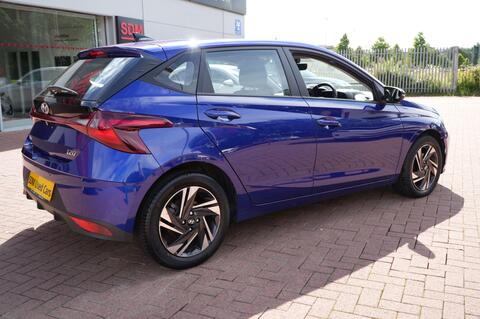 i20
