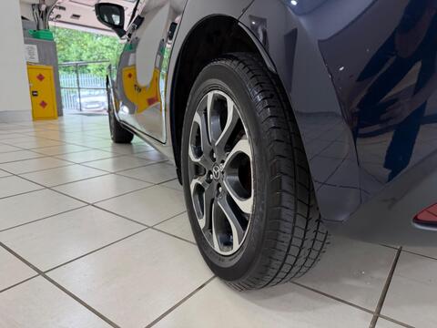 Mazda2