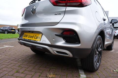 MG ZS