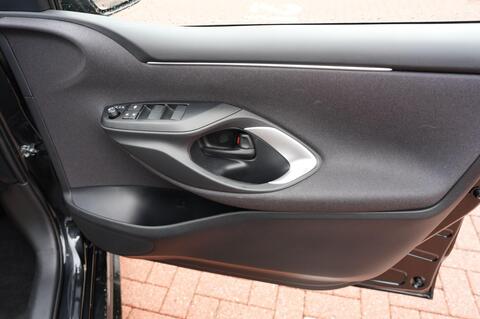 Mazda2 HYBRID