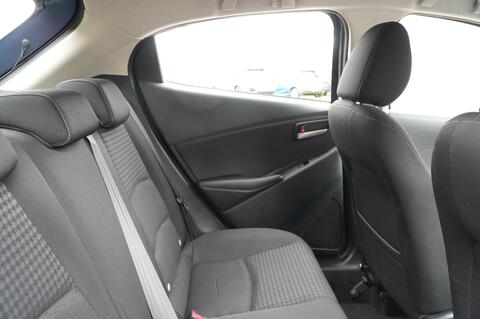 Mazda2