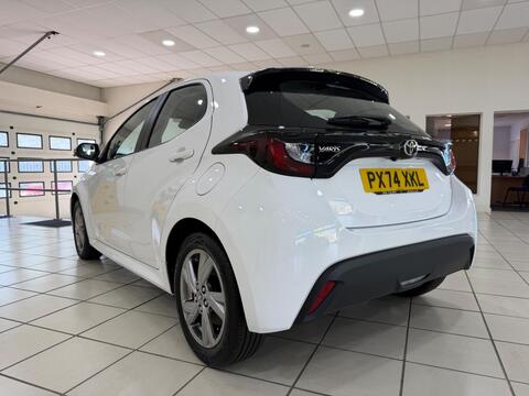 Yaris