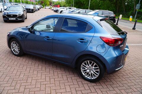 Mazda2