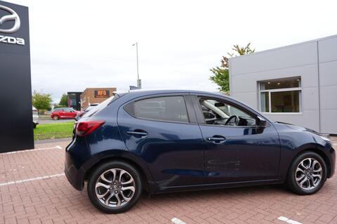 Mazda2