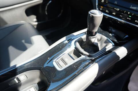 HR-V