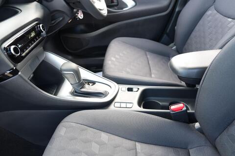 Mazda2 HYBRID