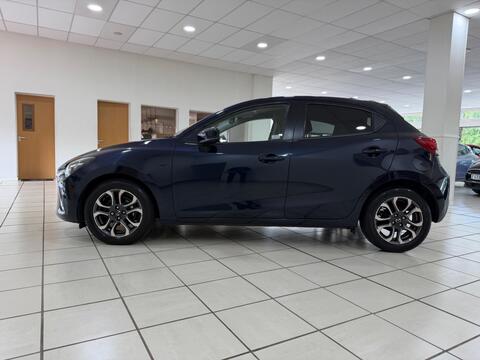 Mazda2
