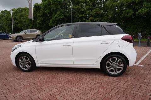 i20