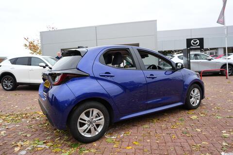 Mazda2 HYBRID