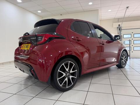 Yaris
