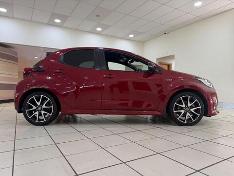 Yaris