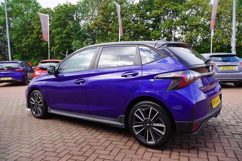 i20