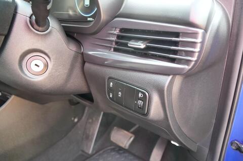 i20