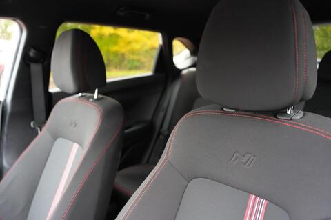 i20