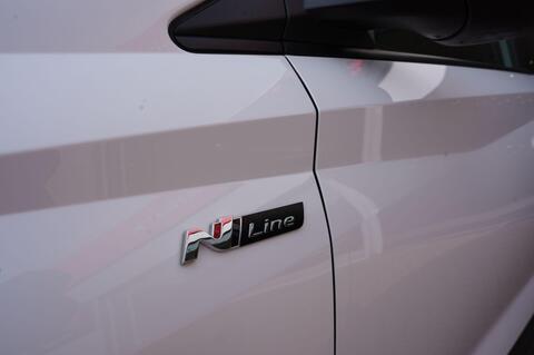 i20