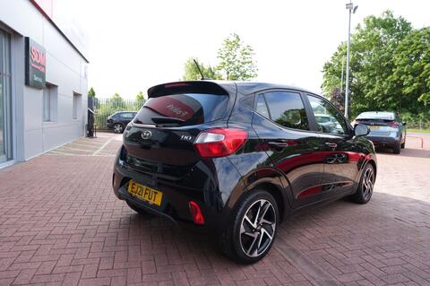 i10