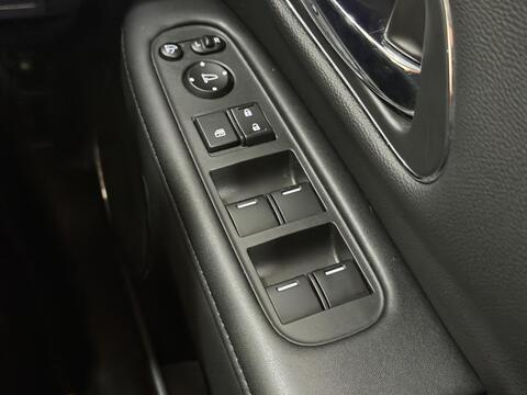 HR-V