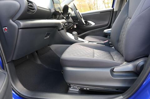 Mazda2 HYBRID