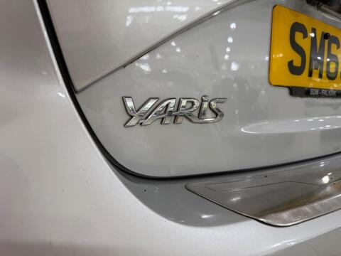 Yaris