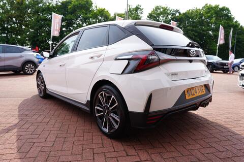i20