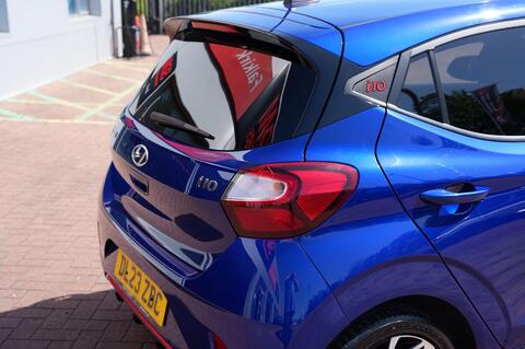 i10