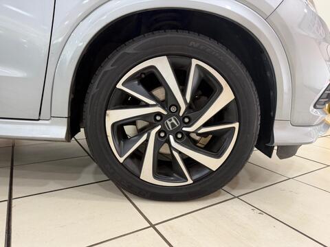 HR-V