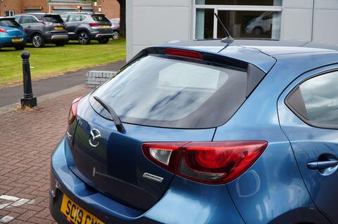 Mazda2