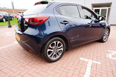 Mazda2