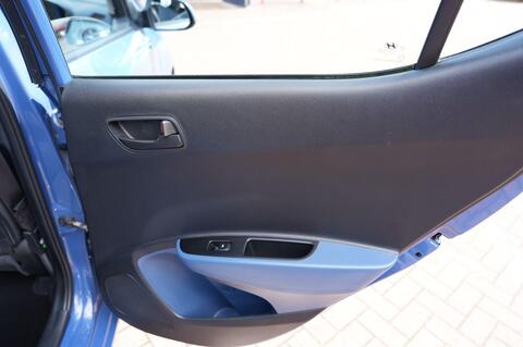 i10