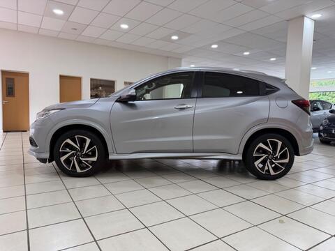 HR-V