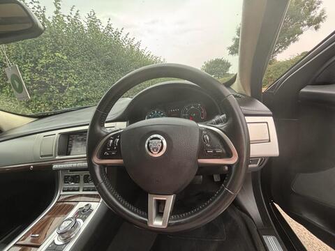 Jaguar XF view 54