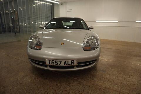 Porsche 911 view 10