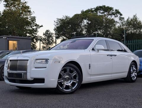 Rolls-Royce Ghost view 4